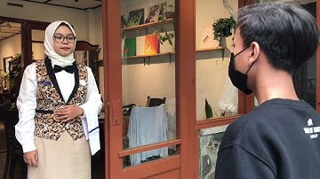 Welcoming and seating guest Repeated without reservation - Nanda Rifa Febriana - MTH 1A ||2021407029