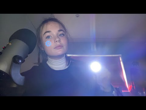 ASMR ATENCIÓN PERSONAL CON MI LINTERNA (TAN RELAJANTE)