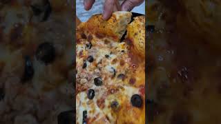 pizza Napolitana البيتزا الإيطالية الأصلية