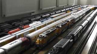 Indoor g scale UP grain train