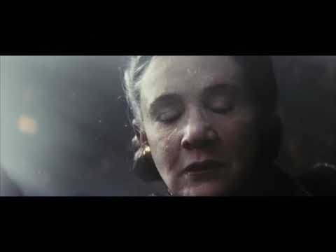 Space Leia scene edited properly (The Last Jedi)