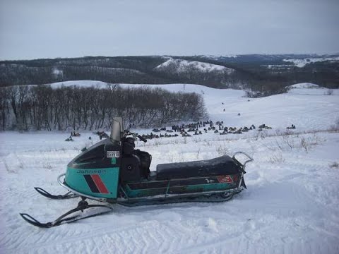Johnson Rampage Snowmobile 1972 Johnson Rampage around the yard - YouTube