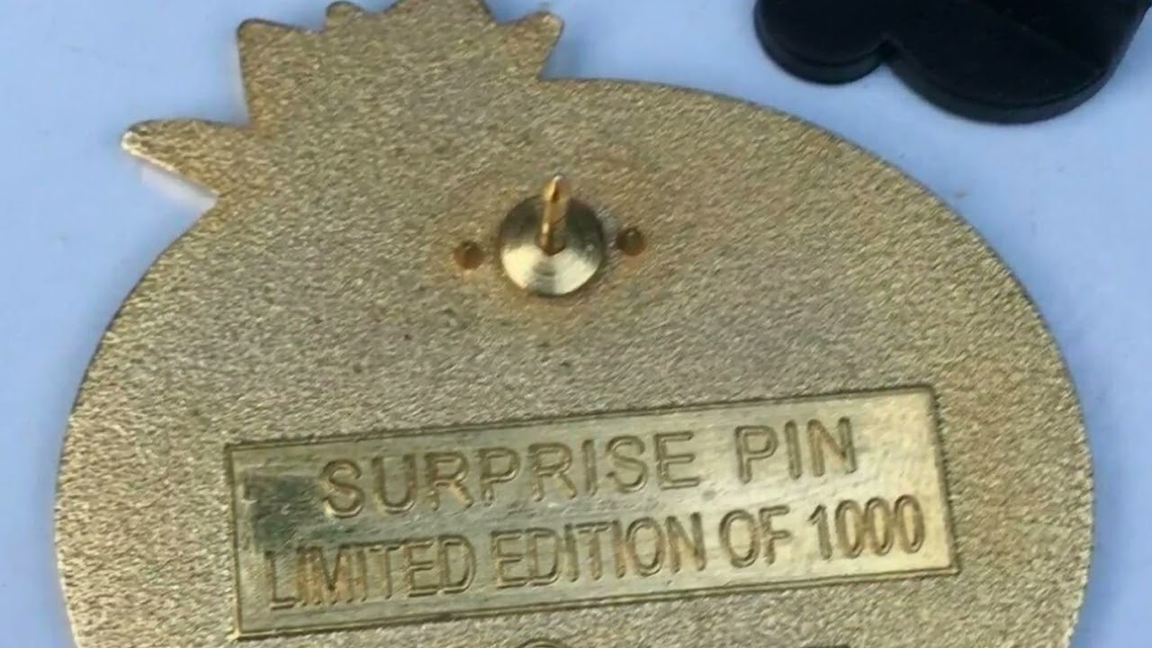 Disney Pin - Father & Daughters (King Stefan & Aurora) Surprise Release LE 1000