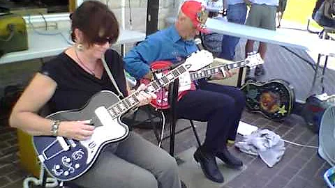 Joe & Vicki Price - The Iowa Crawl