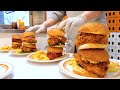 청년 사장님의 야심찬 레시피! 튀김 초벌 후 오븐에서 구운 바삭촉촉 치킨버거 / Fried and baked chicken burger - Korean street food