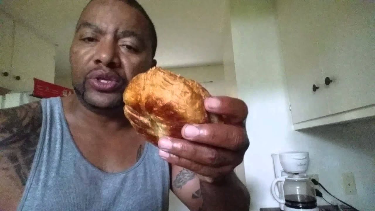 The Bachelor volume 7 making breakfast