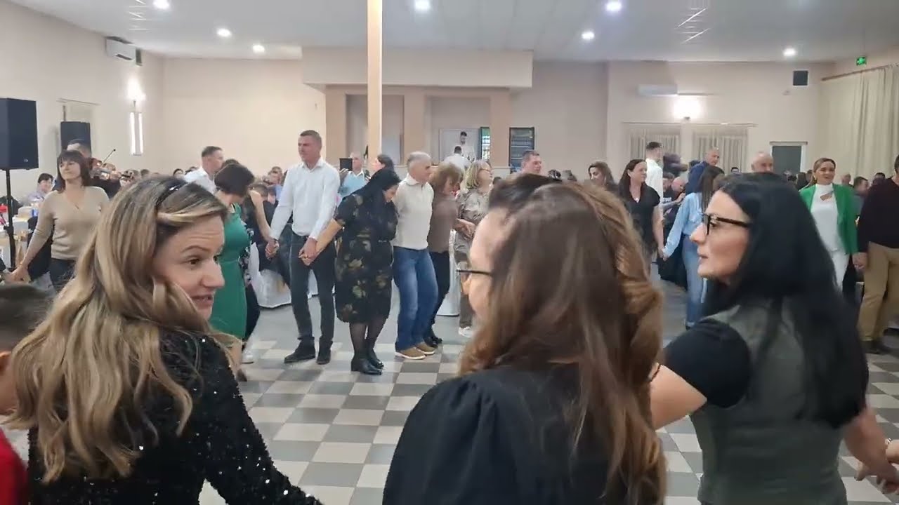  Kolo na 9. tradicionalnom Prelu Zavičajnog udruženja – (Šajkaš 2025.) 🎶