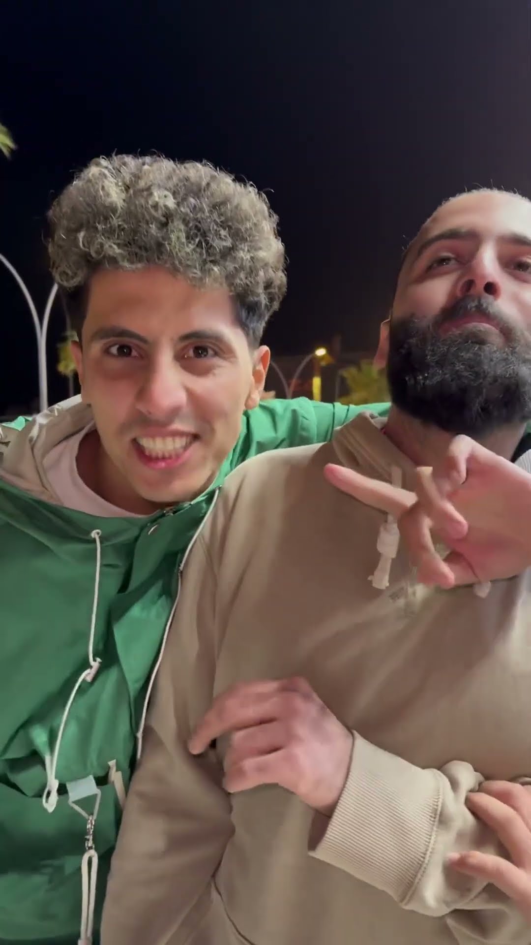 اتحداني على حلاقه دقنو لو الاهلي كسب ?