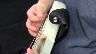 guitar lesson - learn how to alternate pick (down & up) for guitar
