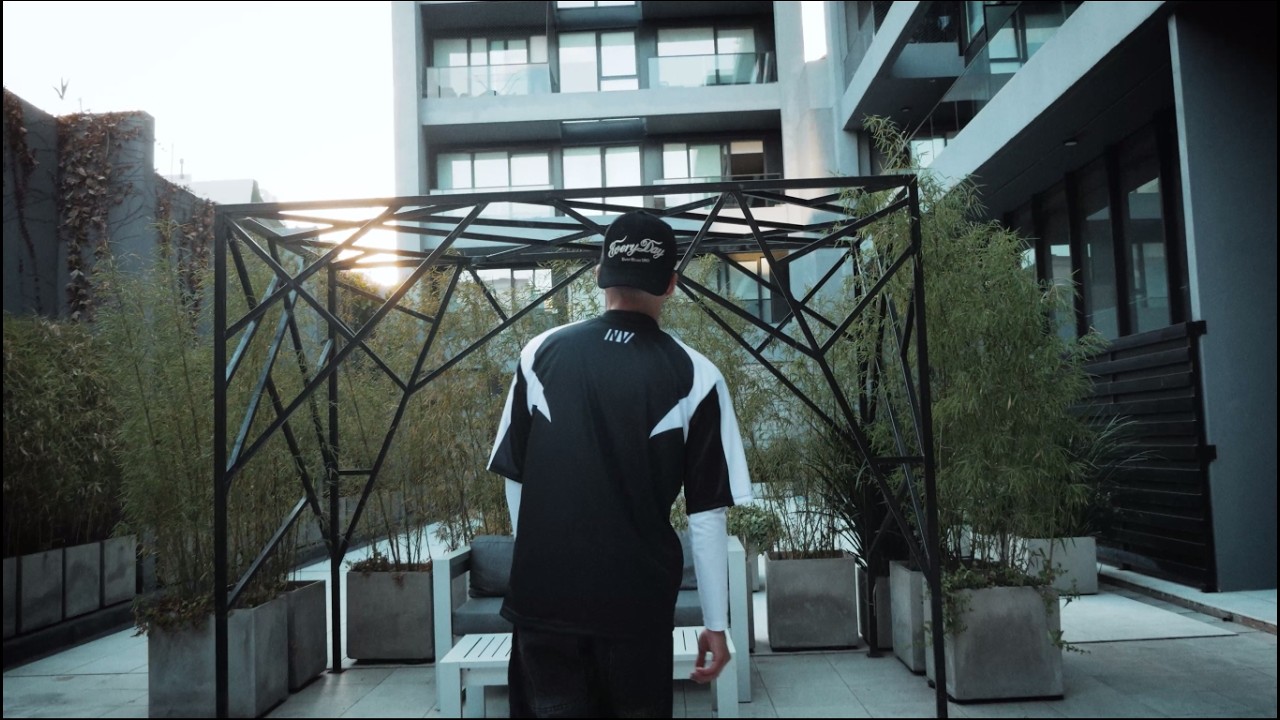 Theo Em - Ya No Vuelvas (Video Oficial)