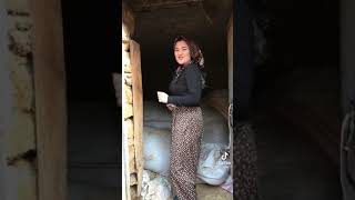 Köylü Güzeli Twerk Show Yapıyor