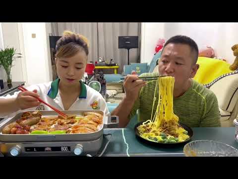 我做了这么多烤肉，只要你说句好话就给你吃#eating show#eating challenge#husband and wife eating food#mukbang #asmr eating