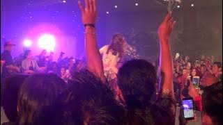 Kereta Malam -SF Band with Ayu Ting Ting