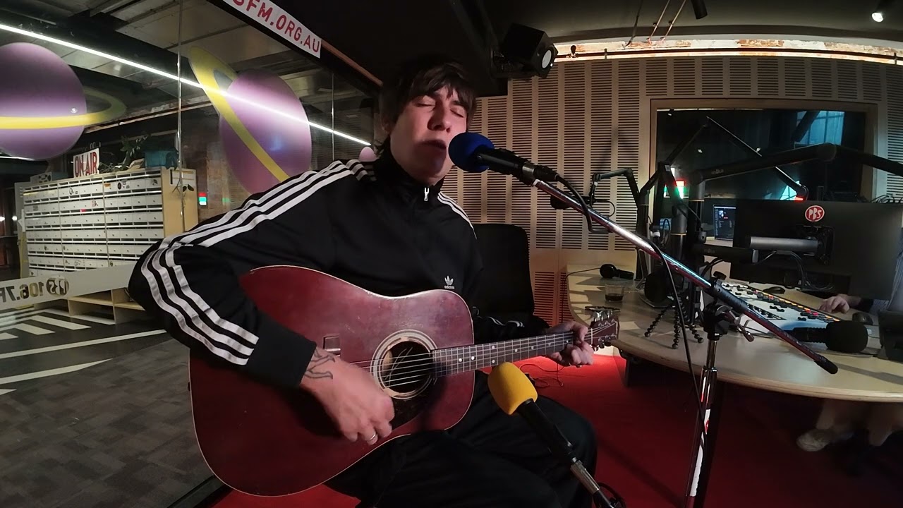 Fenn Wilson 'Alone' live on The Breakfast Spread April 2, 2025