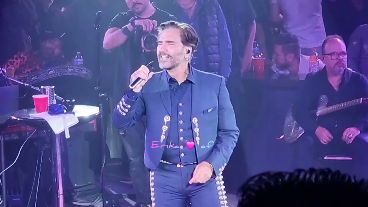 🐴❤️ Alejandro Fernández  🎶Que digan misa 🥰 🤷‍♀️👏👏 Palenque Fenapo 2024