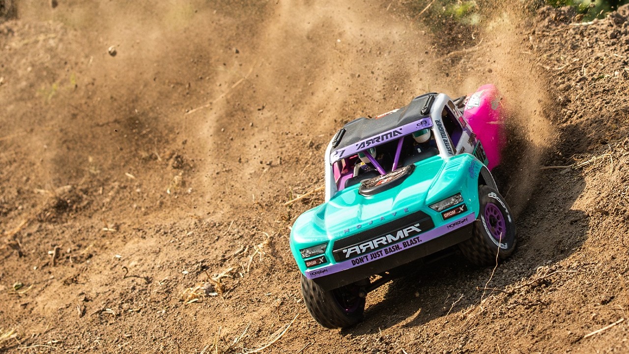 ARRMA Mojave Grom Fun in Garden on 3s 