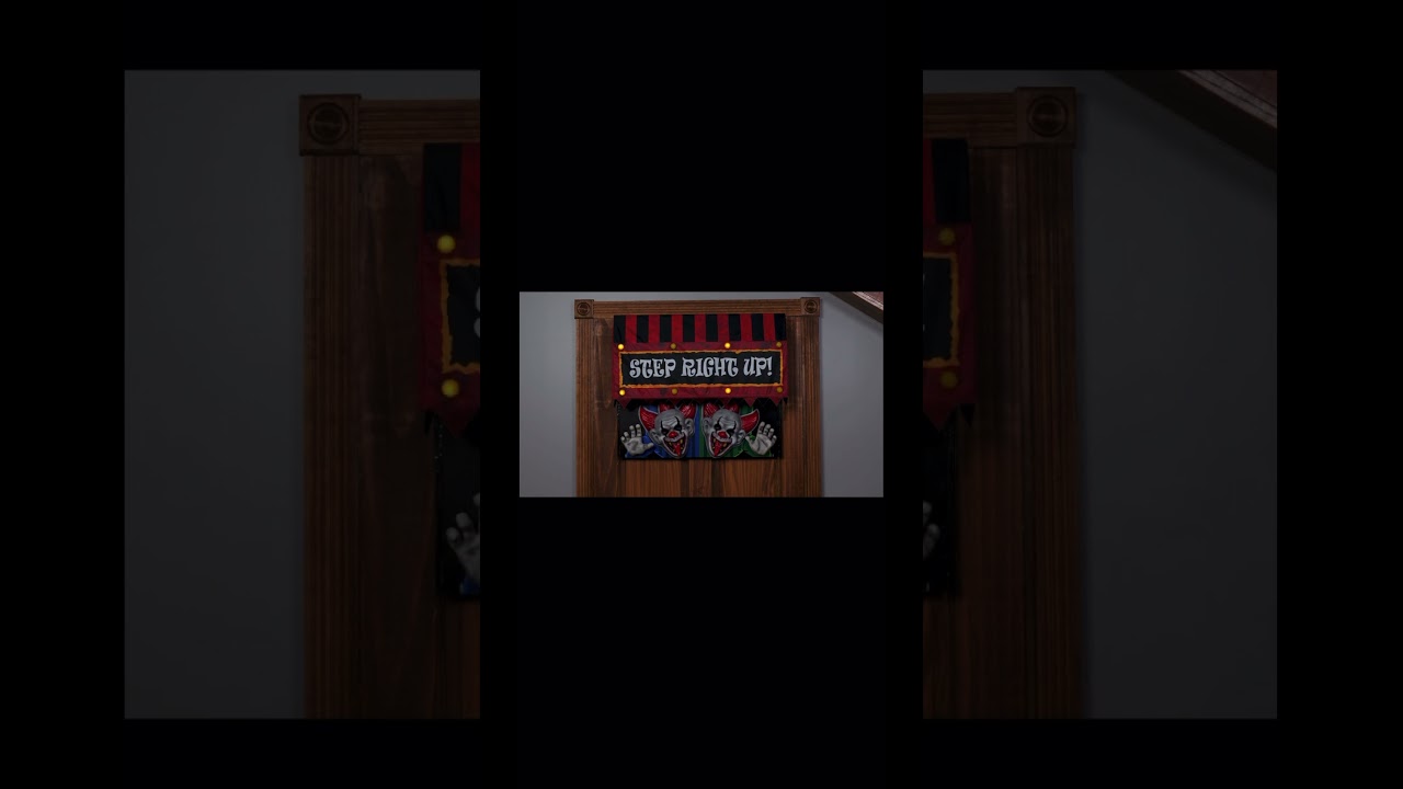NEW FOR 2023 | Halloween Costumes & Brick Thunder Drop Down Clown Door