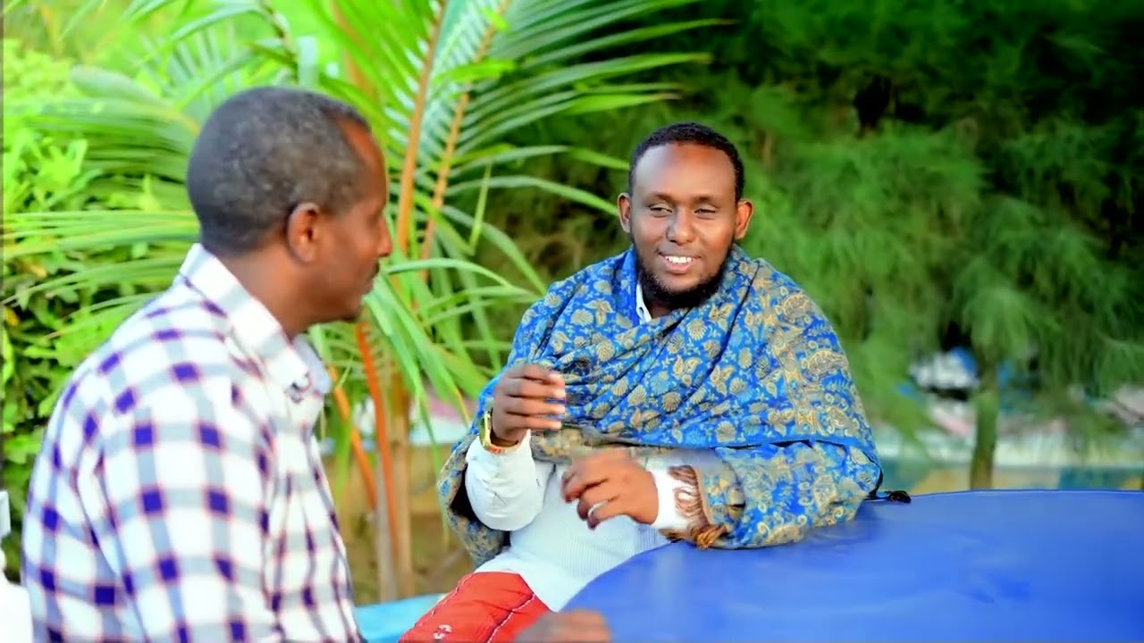 Gabaygii Hooyo   Hadaad  Hooyo jeceshahay love saar  Abwaan raandhis