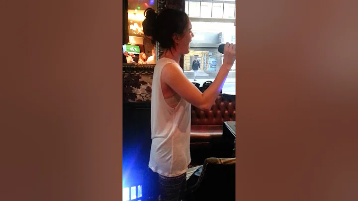Sarah Hinton  sings Alicia Keys