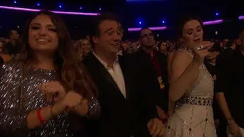 Ariana Grande - Side To Side ft. Nicki Minaj