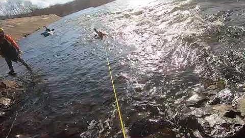 Swiftwater Rescue - Throw Bag toss