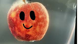This Apple  ￼ would kill you 1 ￼ year underwater  (￼ animation)￼￼￼