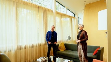 Sarah Wigglesworth and Piers Taylor discuss straw bale house in Jim Stephenson