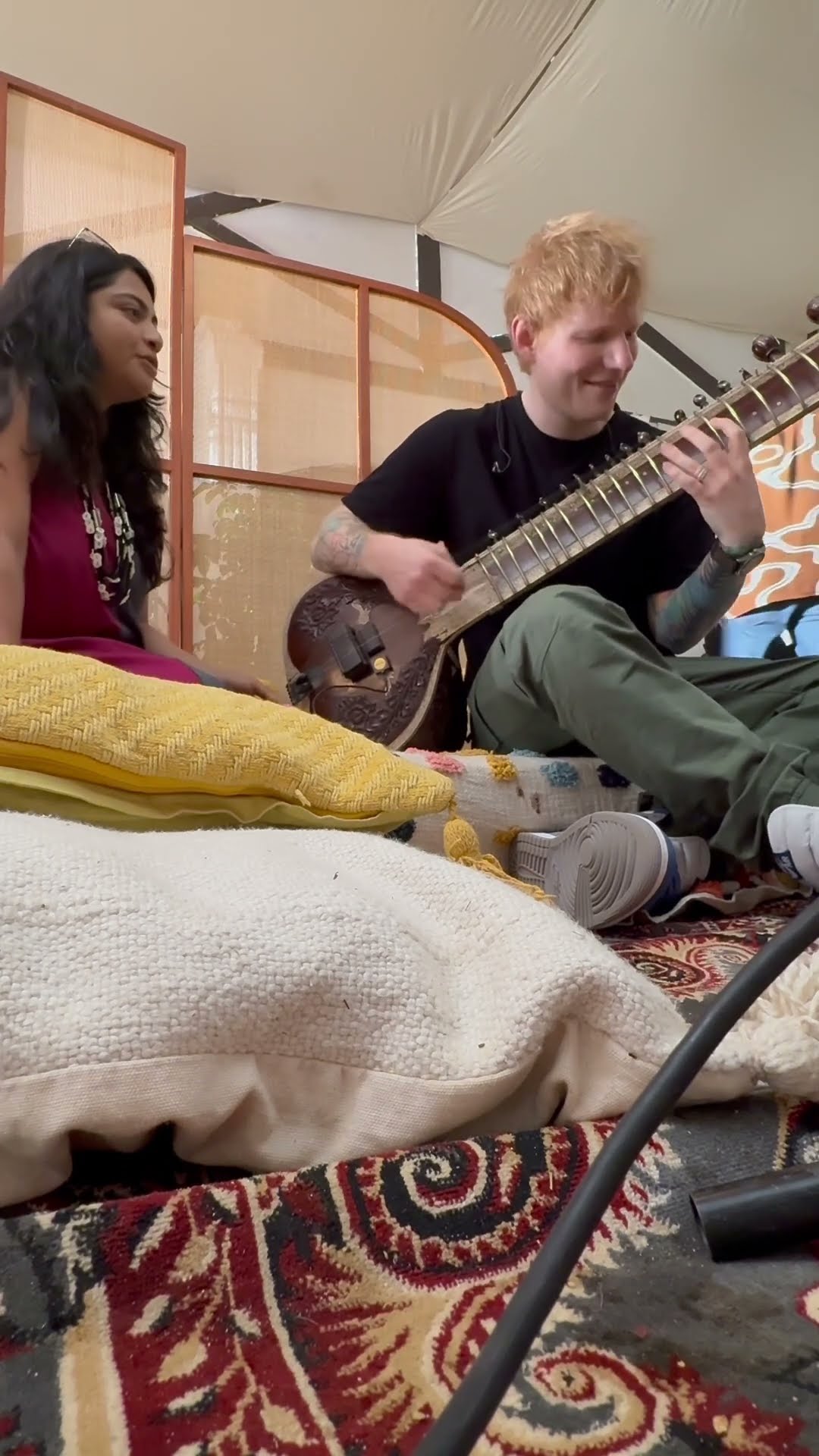 Played Sitar today for the first time, had a great teacher