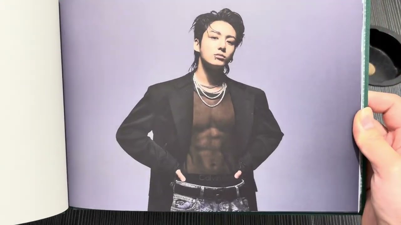 アイドル JUNGKOOK CHOKOOLATE BOX Unboxing BTS Jungkook Golden Album Shine Ver. - YouTube