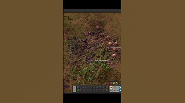 HunterTysonn killing bugs #gaming #factorio #bugs