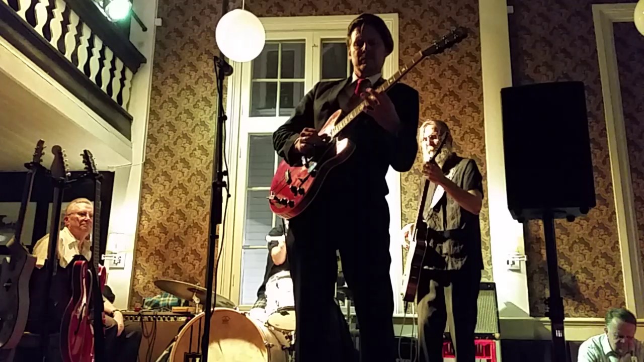 Anders lewen solo sven zetterberg blues band 20151014 ronneby café ...