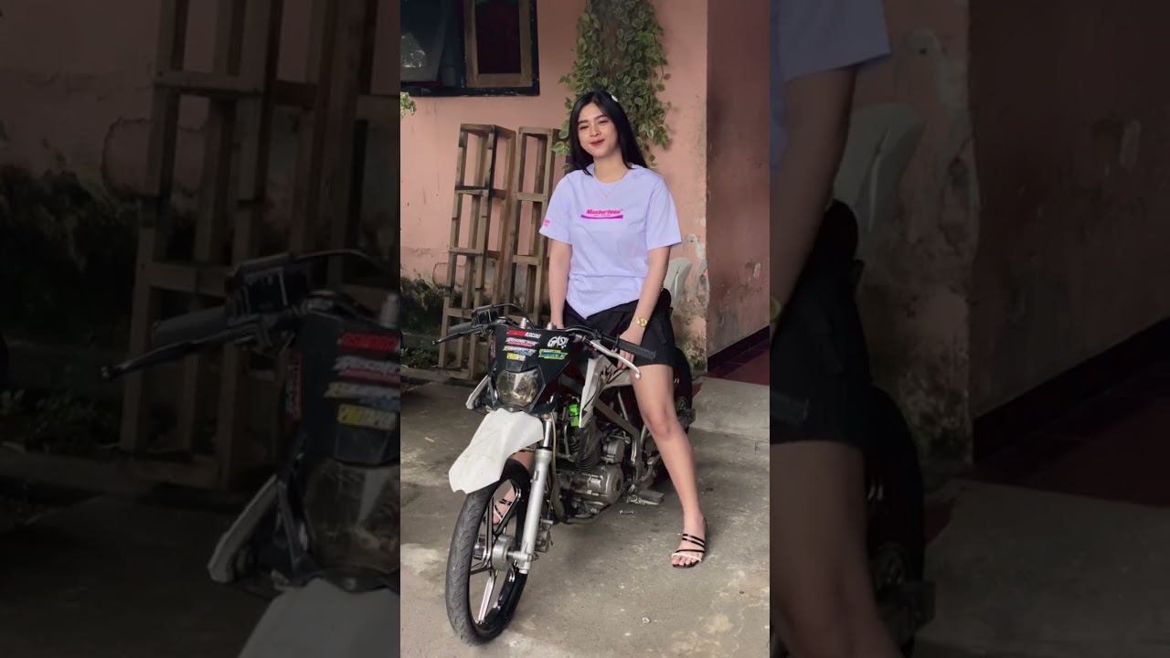 cewek cantik 🥰😍 naik klx bf surex Supermoto herex style 
