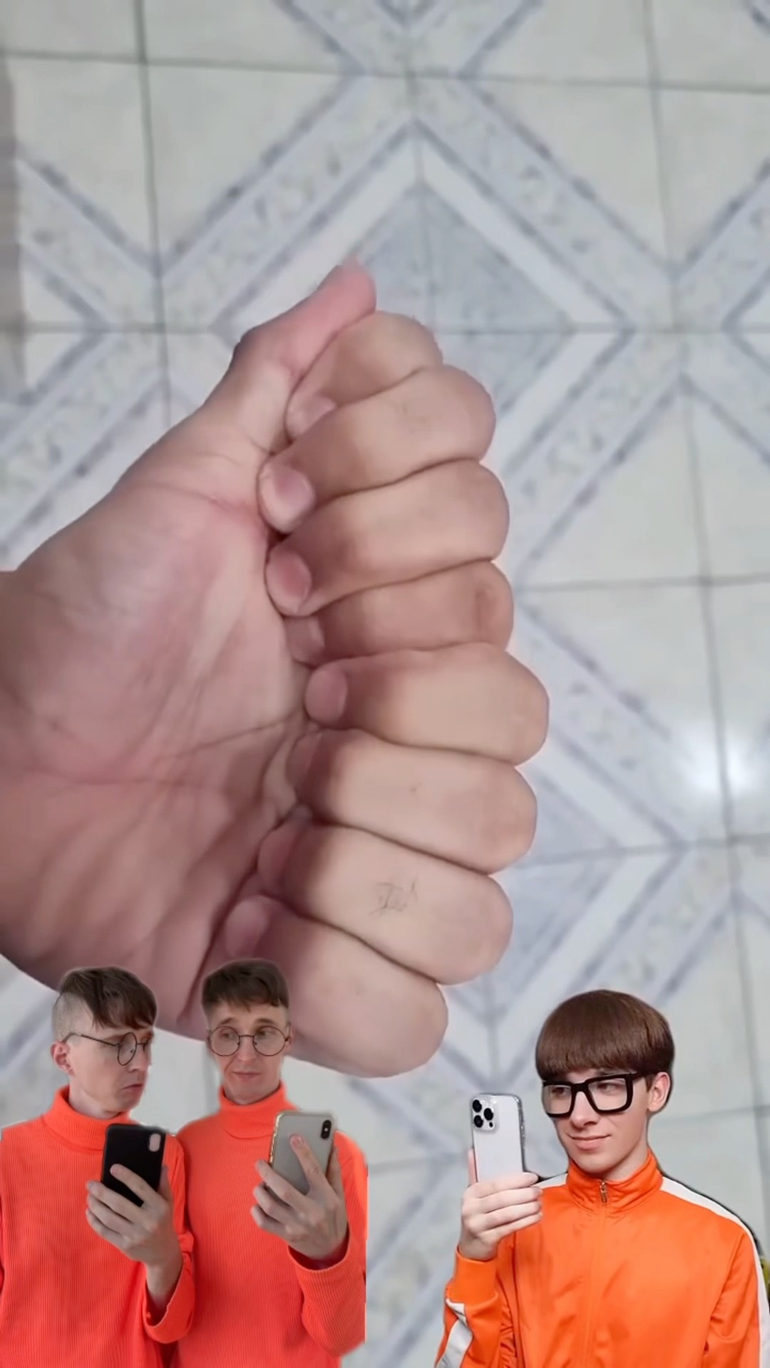 9 Fingers? ? Twins \u0026 Vector ?