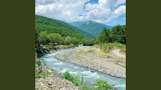 Hamari Adhuri Kahani