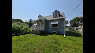FOR RENT - 137 Hope Ave Waterloo IA