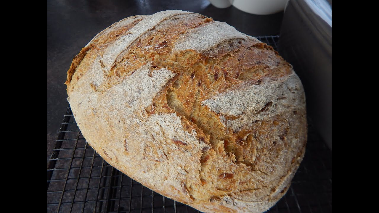 Rübli, das knusprige Karotten - Brot mit sehr langer Frischhaltung ...