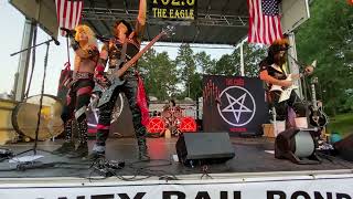 the crue tribute to motley crue  dr.feelgood eaglefest Onalaska Texas￼ 5/28/22