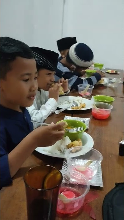 ATHAR BUKA PUASA CEK | BUKA PUASA BERSAMA ANAK TAHFIZ #shorts #shortsvideo #ramadhan #bukapuasa