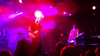 Ash - Spheres (live in Edinburgh, 11 Nov 2010)