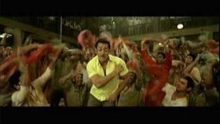 "Humka Peeni Hai Remix" Dabangg Full Video Song | Salman Khan chords