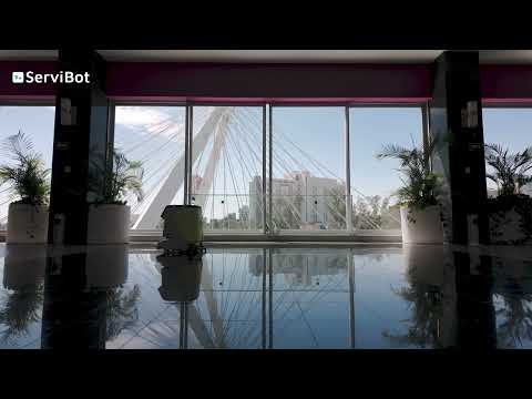 Robot ServiBot en Hotel RIU Guadalajara