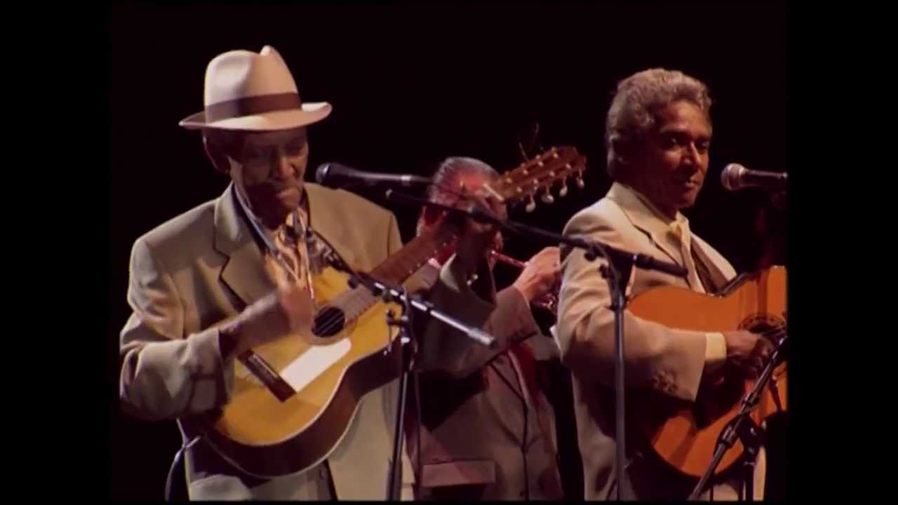 Sleduj Compay Segundo Live - 'Chan Chan' na YouTube