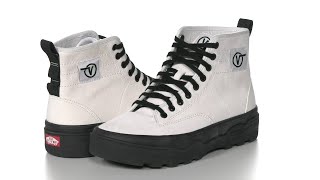 vans sentry boot