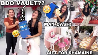 Received The Weirdest Gifts This Christmas Vlogmas 22 Day 25 Sai Datinguinoo