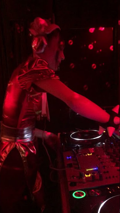 DJ HILOCO a.k.a. neroDoll@cabaret loungebar #dj #lounge  #japan #shorts