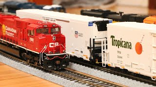 Atlas HO Scale Tropicana UP Reefer Unboxing