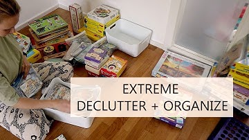 EXTREME DECLUTTER // ORGANIZING THE LIVING ROOM // BOARD GAMES DECLUTTERING