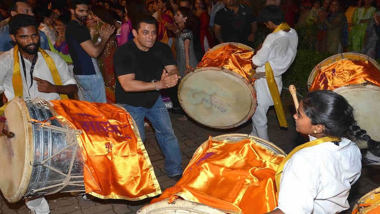 Salman Khans CRAZY DANCE moves at Ganpati Visarjan 2015  FULL VIDEO