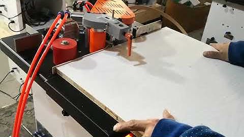 Portable Edge Bander with manual end cutting feature