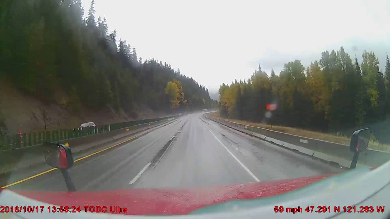 Dash Cam Near Miss - Hard Braking Due To Limited Visibility And Accident In Curve Ahead
